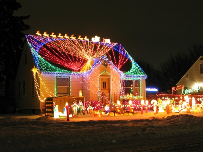 Outdoor Christmas Decor Light Up A Festive Guide