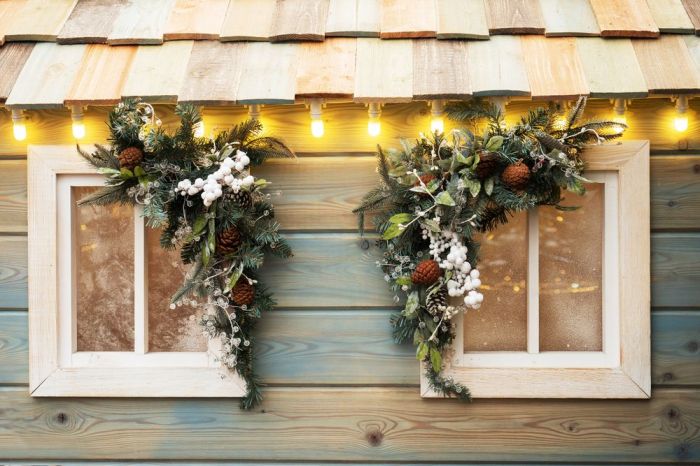 Outdoor window decor for christmas