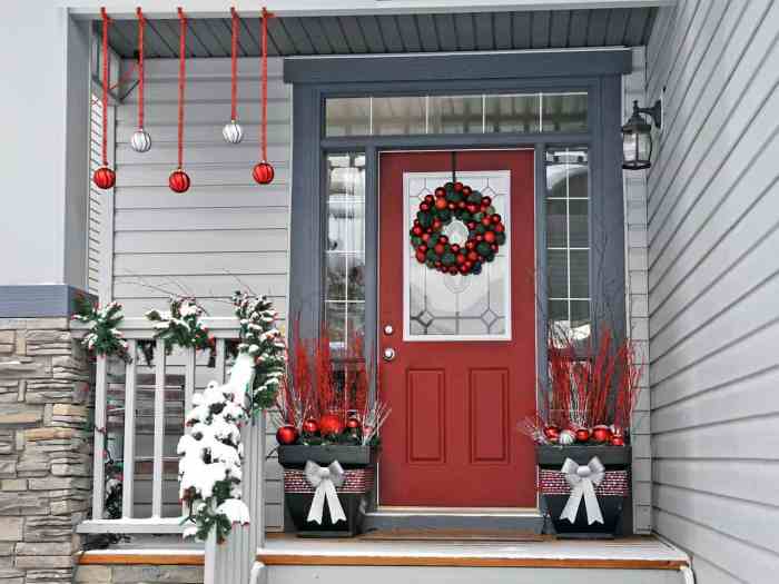 Porch ideas autumn decor pretty fall decorating decorations front rustic halloween pumpkin diy pumpkins flowers digsdigs space mums vignette southern