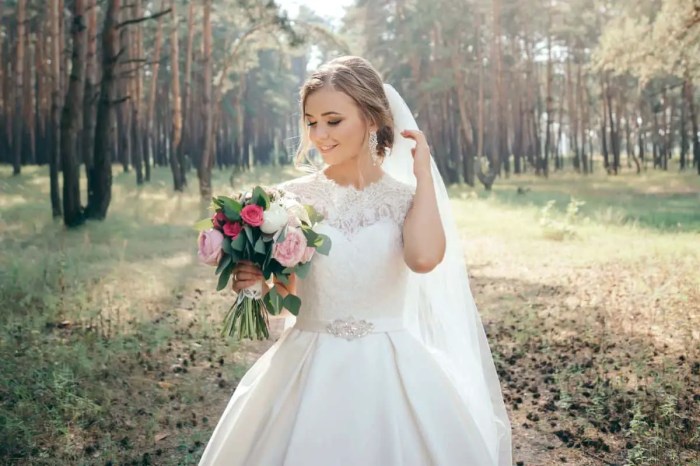 Ivory wedding dress vs white