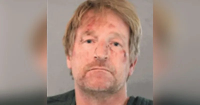 Man Begins Beating Female Cop, Good Samaritans Deliver Instant Justice