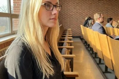 My Ex-Husband Took the House, the Car, and All Our Money in the Divorce — He Never Saw the Twist That Was Waiting for Him