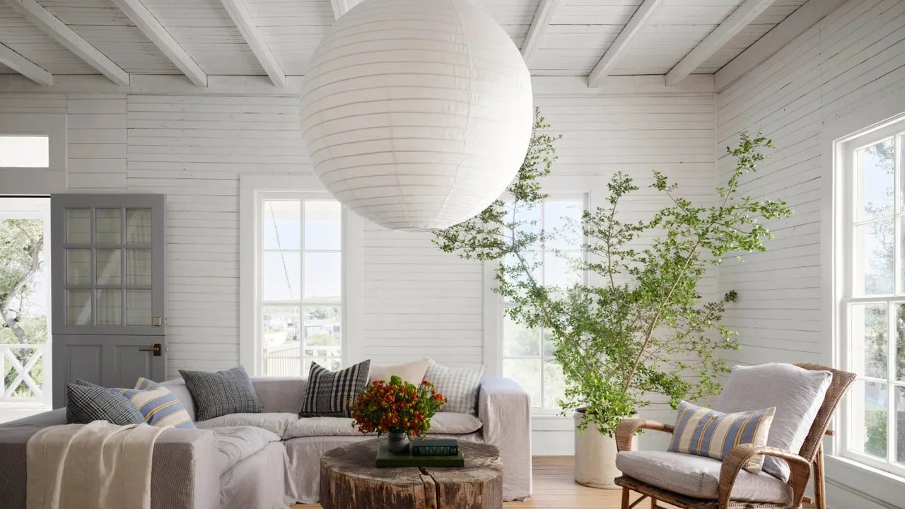 23 Best Lighting Stores for an Ambience Upgrade in 2025