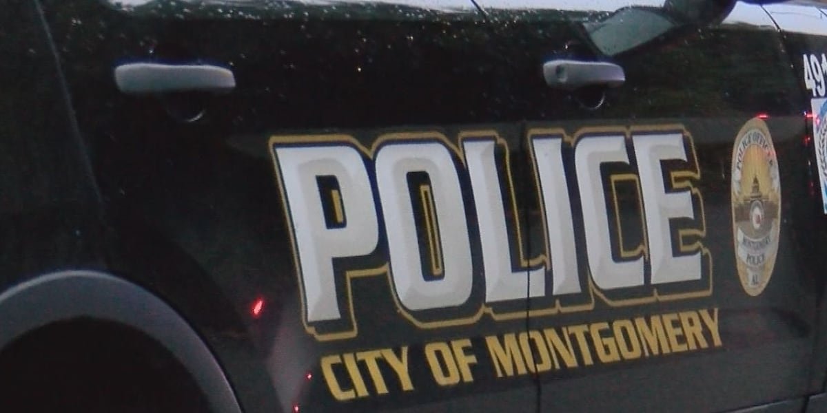 Man dies in 3-vehicle Montgomery crash