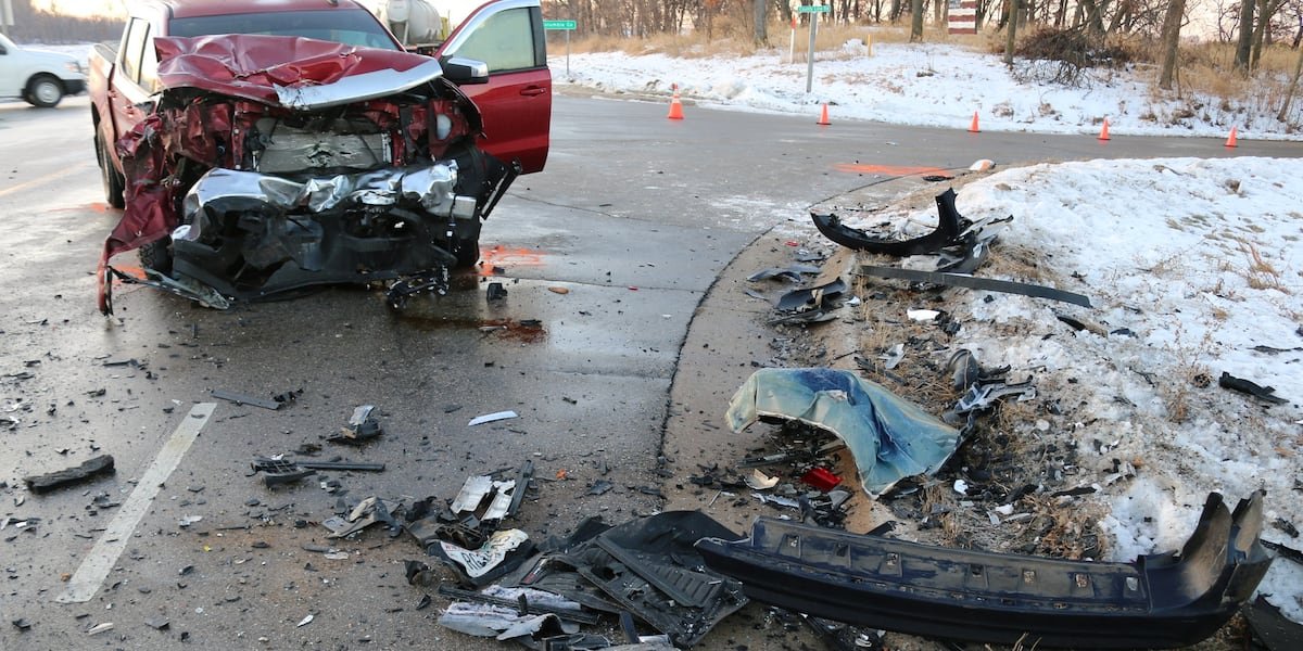 Multiple people injured after a multi-vehicle crash in Green Lake County