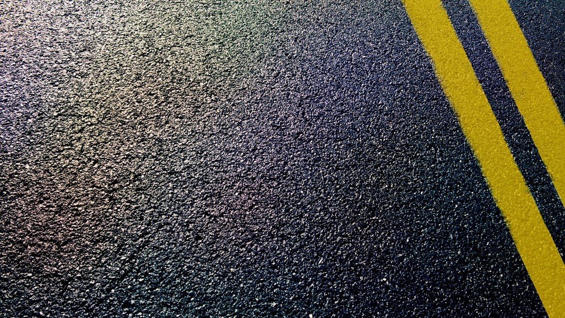 At least 1 killed in east Indy crash