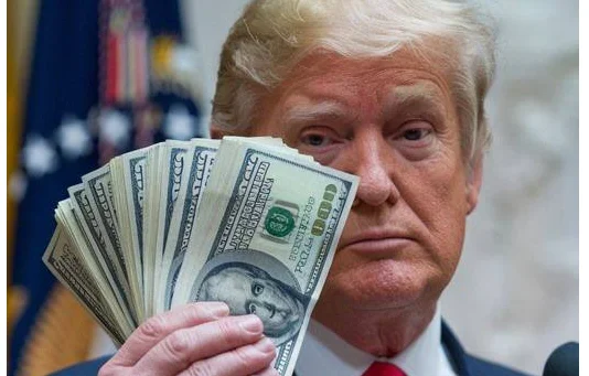 The “$2,000 Payment” Text: Why Modern Digital Traps Want Your Psychology, Not Just Your Cash