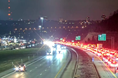 Crash closes all lanes on Interstate-471 northbound near Big Mac Bridge