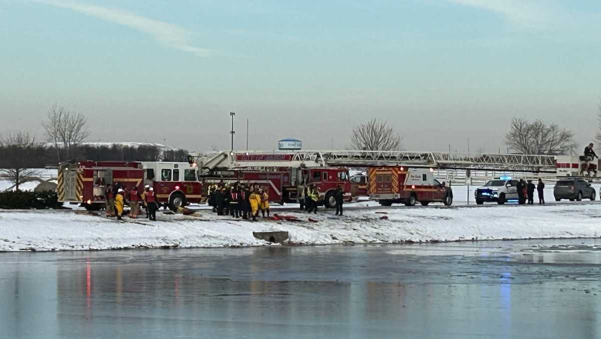 Man, two dogs found dead in icy lake following large search at VOA Metro Park