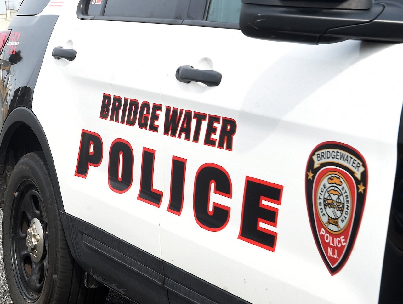 Body, stash of guns found in N.J. home