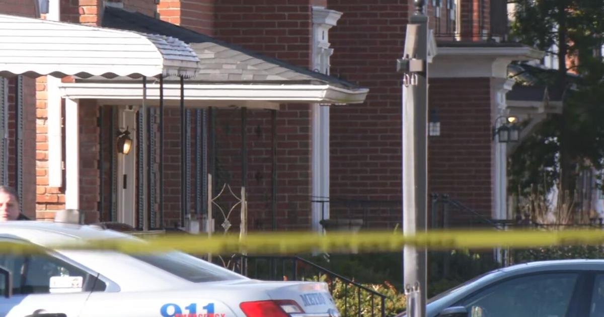 Louisville man arrested after allegedly barricading himself with baby admitted to Sunday shooting | Crime Reports