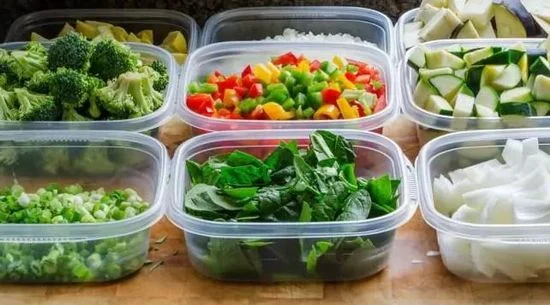 If You Own Any of These Plastic Bowls, Doctors Say You Need to Throw Them Away