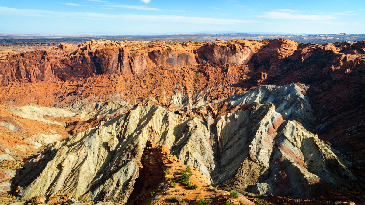 Colorado mom, 6-year-old child found dead in Canyonlands National Park in apparent murder-suicide