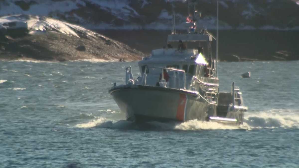 One dead, 5 missing after fishing boat sinks off Mass. coast