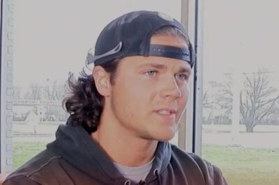 Former Wrestler Spots Man Physically Abusing Female Employee