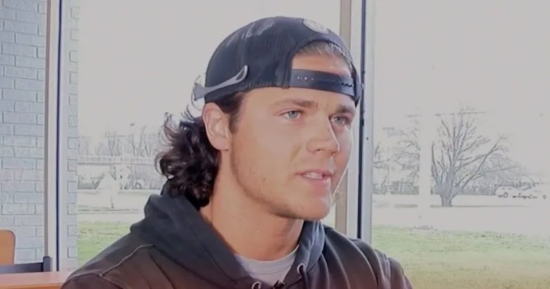 Former Wrestler Spots Man Physically Abusing Female Employee