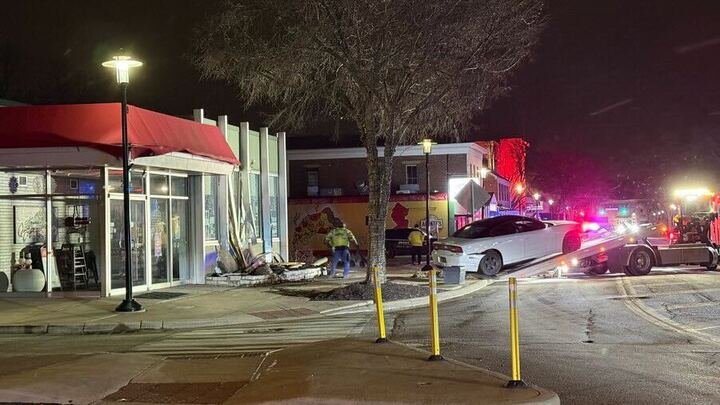 Videos: Driver crashes into Ohio restaurant